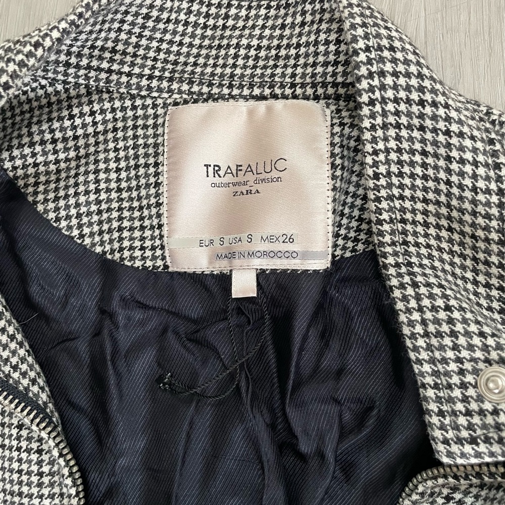 Zara Houndstooth Jacket With Navy And White Trim. - image 3